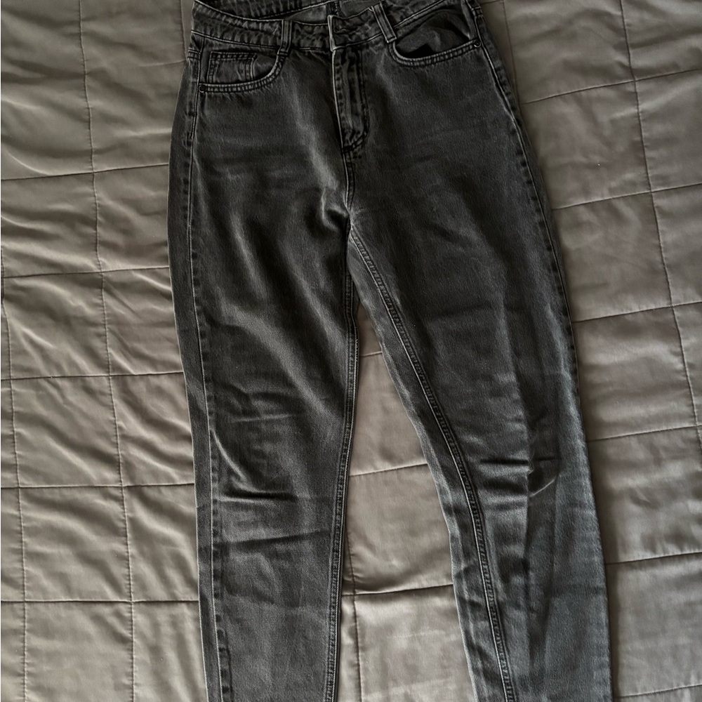 Women’s jeans gray